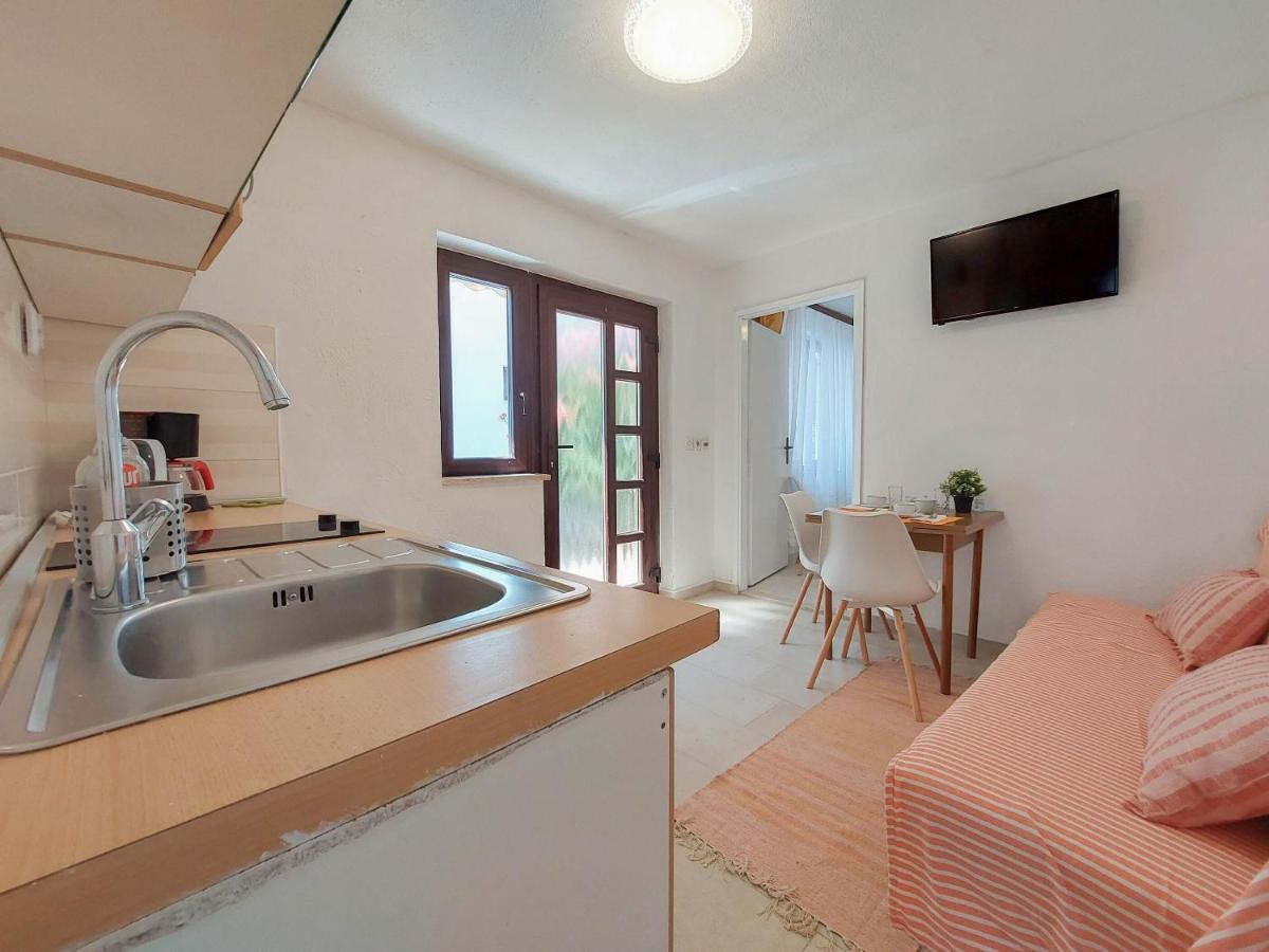 Apartments Ivanka 크르크 외부 사진